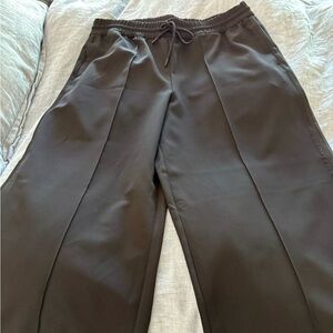 Athleta Women’s Endeavor High Rise Relaxed Pant